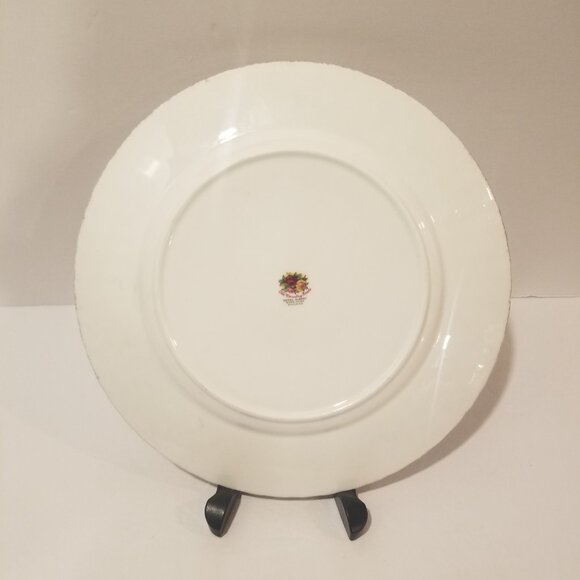 Royal Albert Old Country Roses 10 1/4" Dinner Plate - Picture 2 of 3